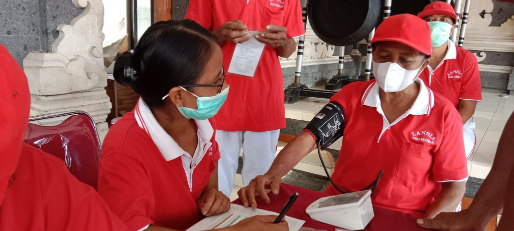 Kegiatan Posyandu Lansia Banjar Tauman